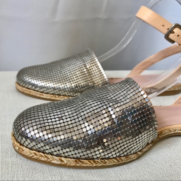 STUART WEITZMAN Metallic Ankle Strap Sandal Sz   8 - Picture 4 of 7